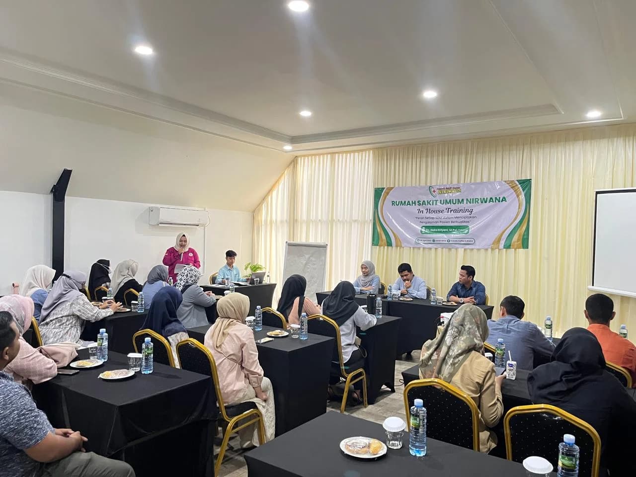 Tingkatkan Pengalaman Pasien yang Berkualitas, RSU Nirwana Adakan In House Training